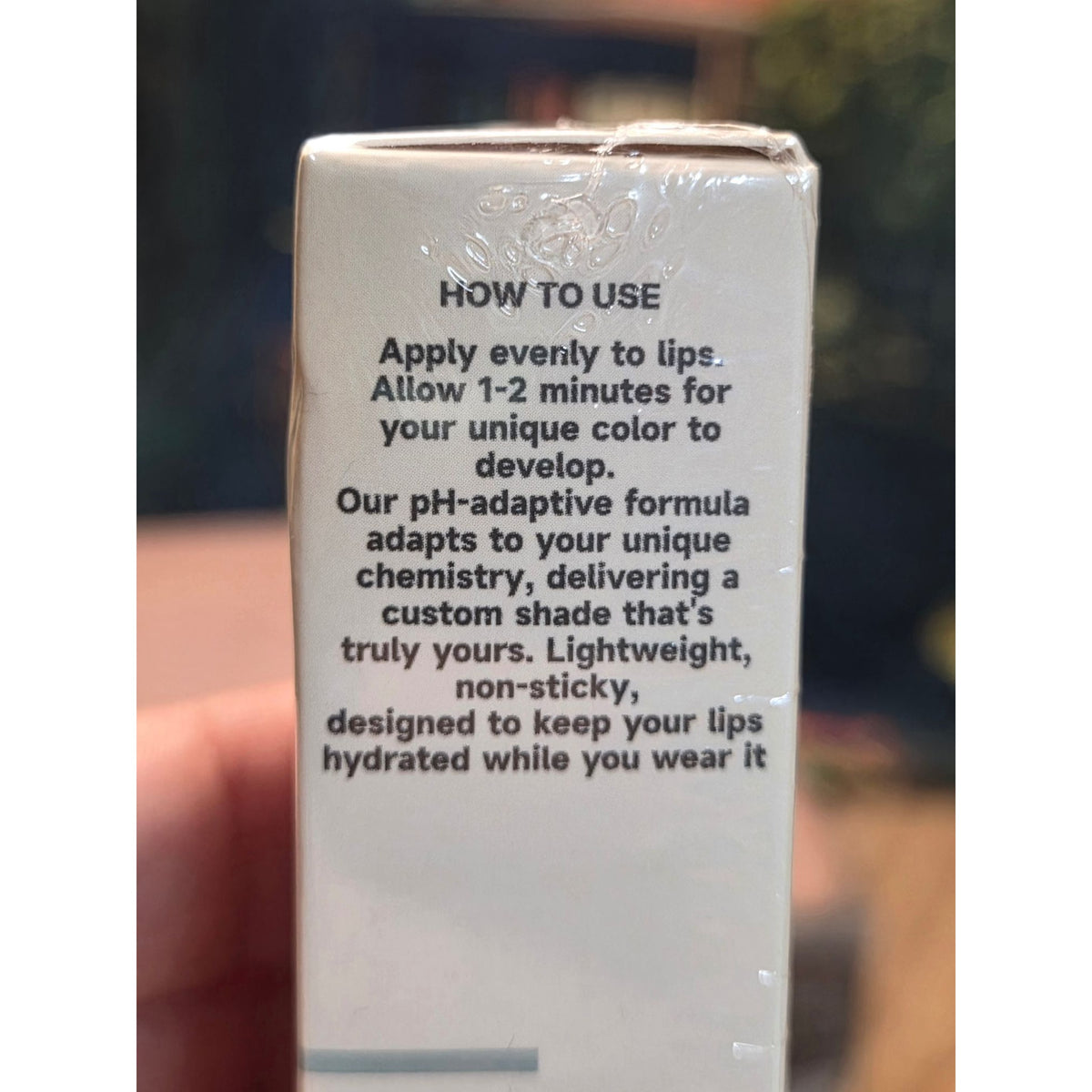 Areliaa Signature Lipstick pH-Adaptive Hydrating Long-Wearing Transfer-Proof