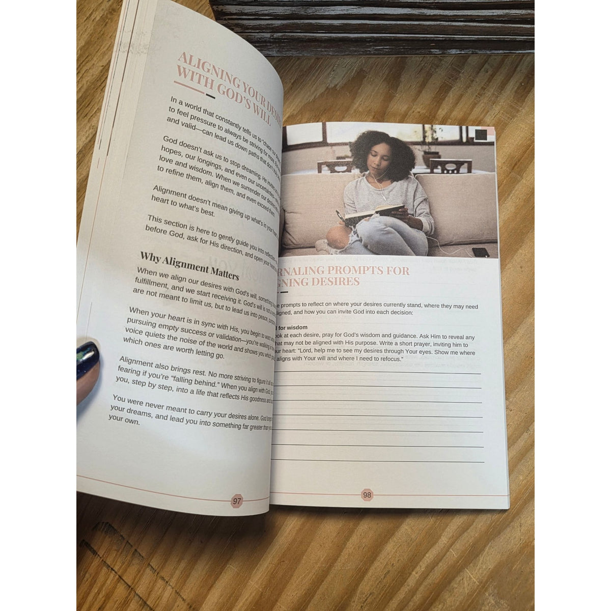 The Christian Girl Energy Journal: A Faith-Based Guide To Confidence & Self-Love