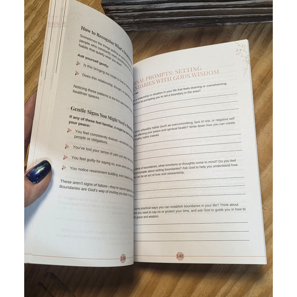 The Christian Girl Energy Journal: A Faith-Based Guide To Confidence & Self-Love