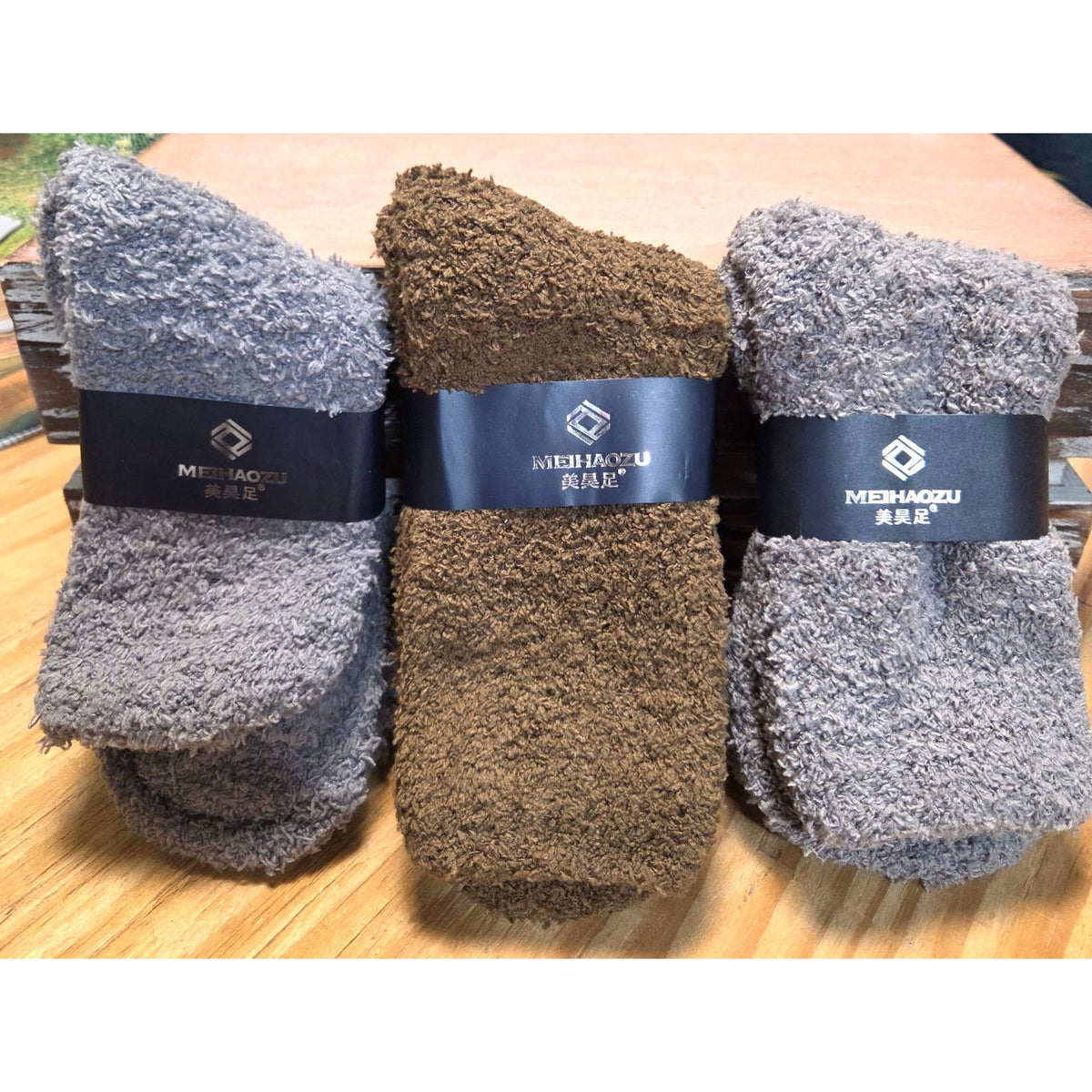 Soft Plush Fuzzy Socks 3-Pack MEIHAOZU Polyester Elastane Warm Cozy Winter Wear